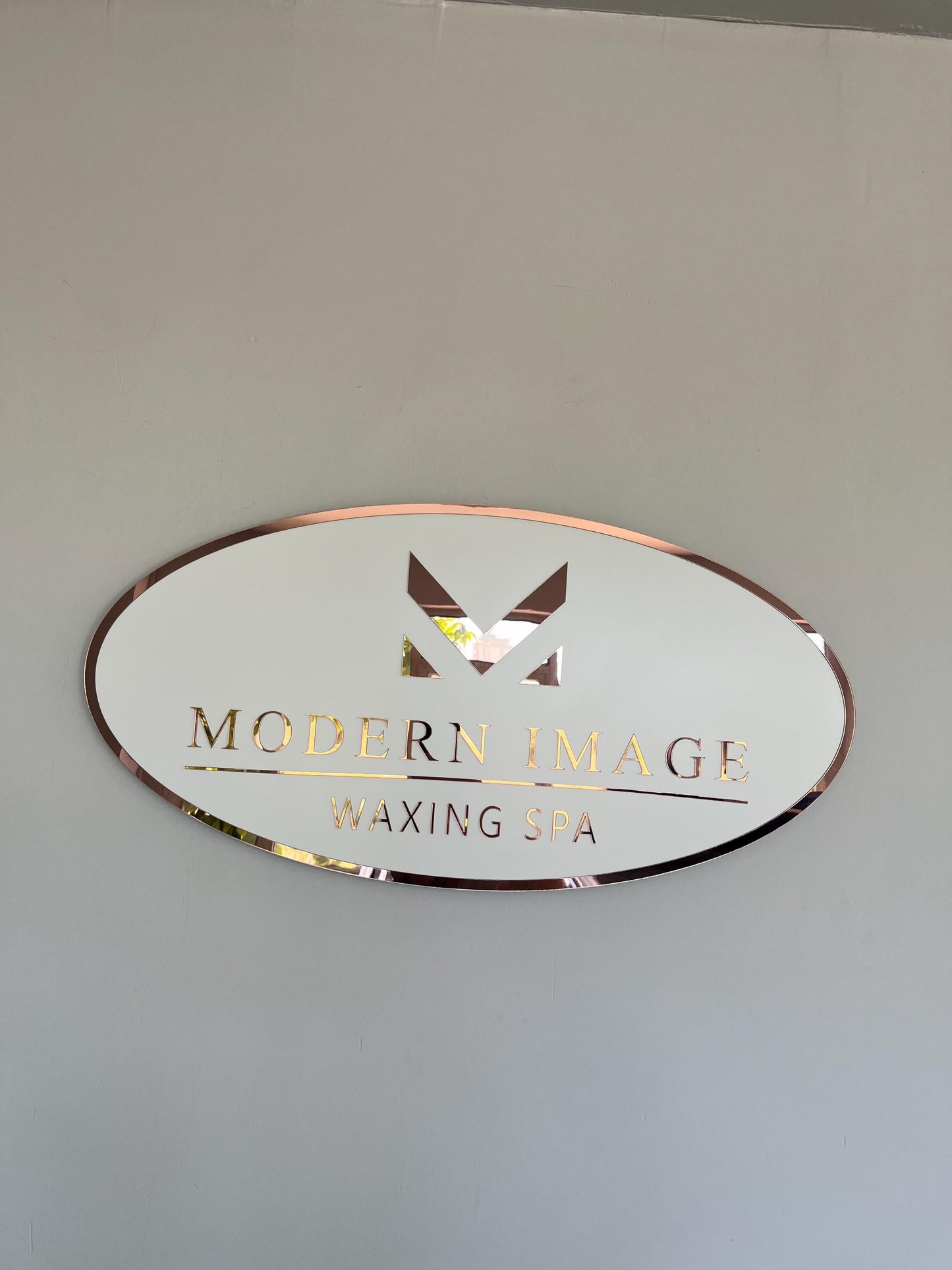 Custom Oval Sign For Business Decor | White Background Mirror Sign