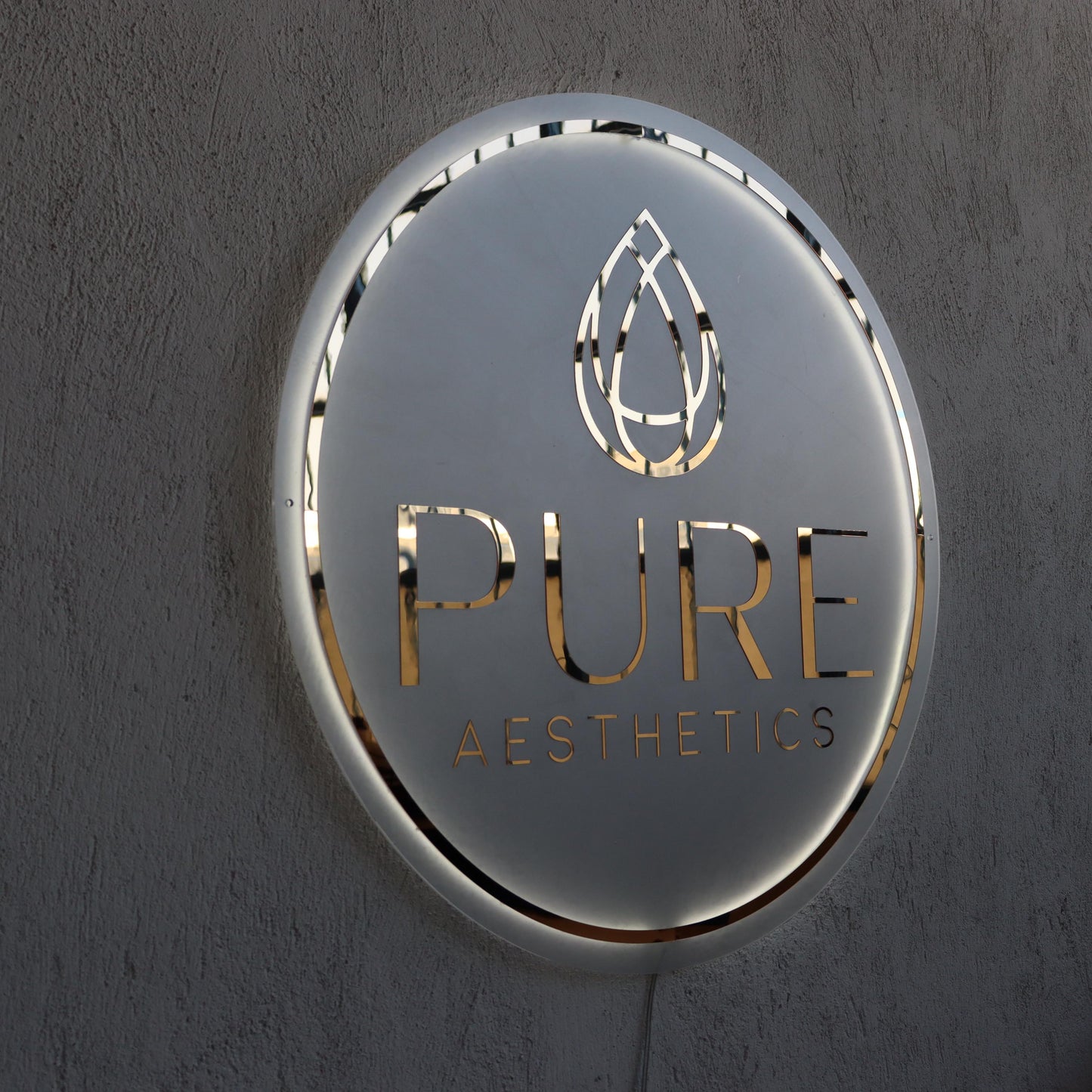 Custom Frosted Acrylic Round Neon Sign, Circle Shape with Frosted Background Business Logo Display Salon Spa Decor Gift