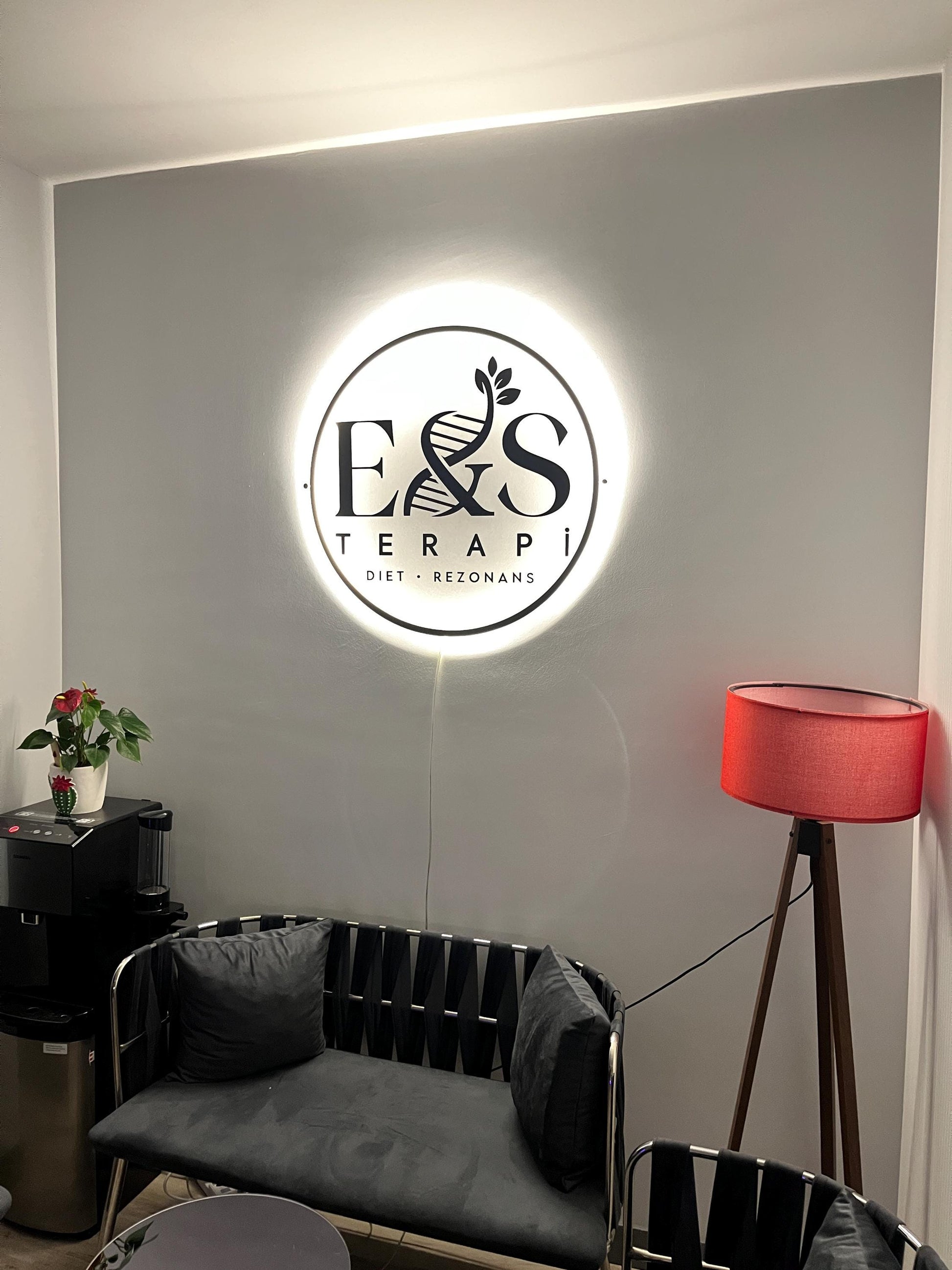 Clear Acrylic Round Custom Neon Sign, Backlit Acrylic Sign, Personalized Business Name Sign, Salon Wall Decor, Office Sign, Storefront Sign